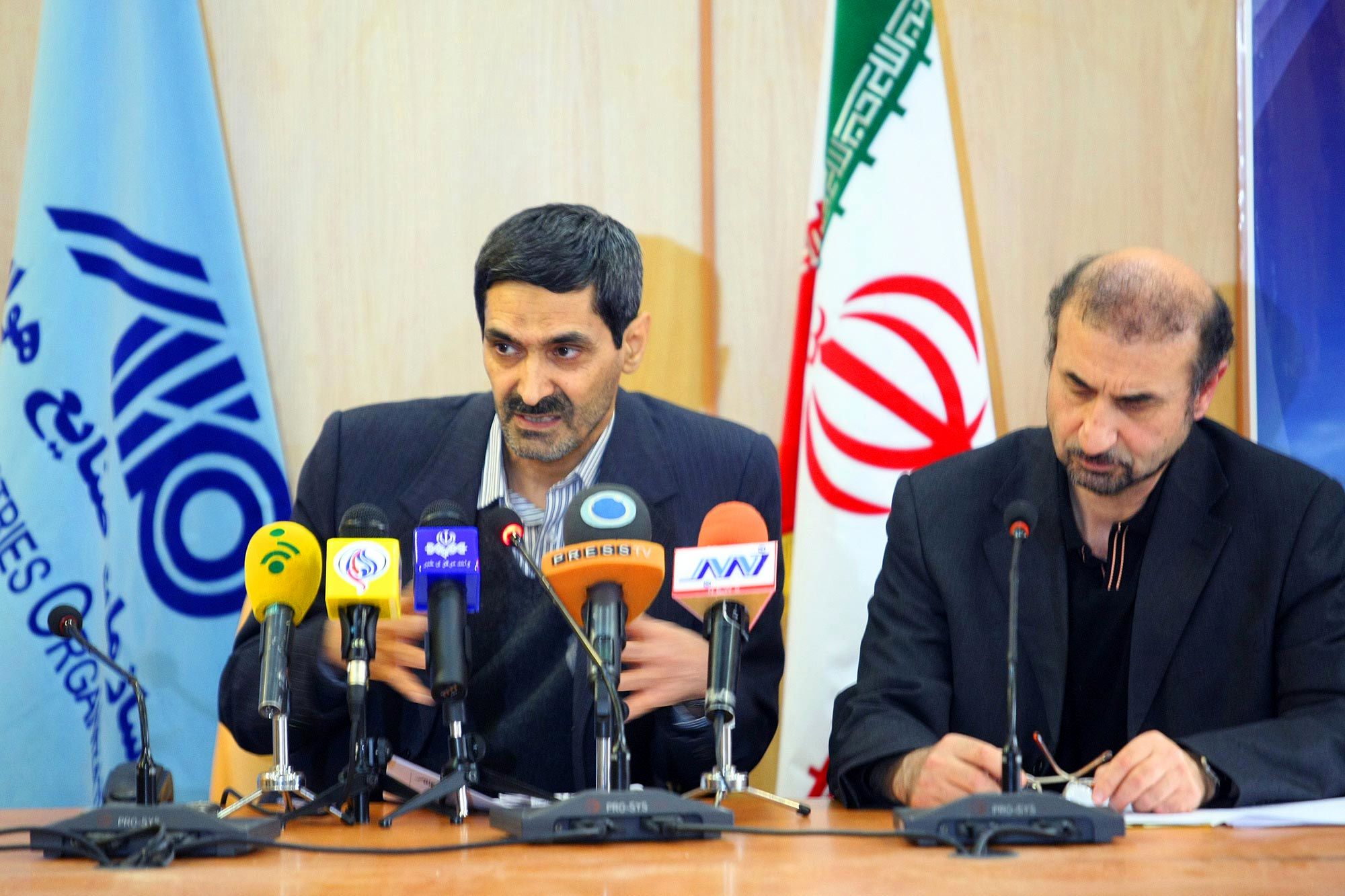 منطقی: مدیرعامل ایرانخودرو بودم، قیمت خودرو را پایین میآوردم
