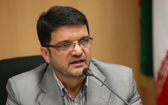مفتح: در طرح کارت 10 میلیونی خرید کالا دولت از همان ابتدا نمی‌‌دانست باید چکار کند