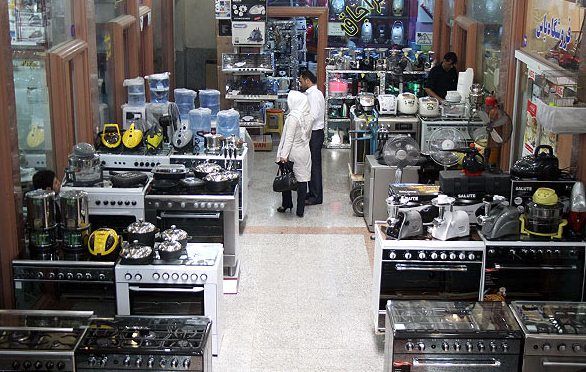 یک اقتصاددان: ابهام در اقساط تسهیلات ۱۰ میلیونی خرید کالای ایرانی