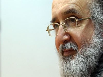 مستخدمین حسینی: سخنان زنگنه به کاهش قیمت نفت می‌‌انجامد