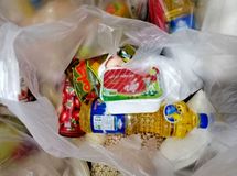 سفره کوچک‌تر، قبض‌ها بزرگ‌تر؛ بودجه خانوار زیر فشار هزینه‌های اجتناب‌ناپذیر
                                       