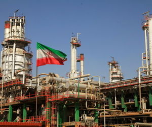 چرا ایران هنوز در صنعت نفت خام فروش است؟
