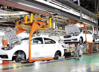 کارنامه ۶ ماهه خودروسازان؛ ترمز افت تولید کشیده شد
