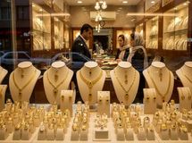 قیمت طلا و سکه امروز شنبه 29 آذر/ افزایش قیمت طلا + جدول و جزئیات کامل

