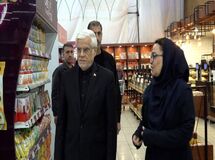 نظارت میدانی معاون اول رئیس‌جمهور بر تامین کالاهای اساسی در فروشگاه شهروند بیهقی
