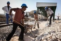 میوه و لبنیات هم از سفره کارگران حذف شد
