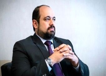  همتی تخصص ویژه‌ای در بازارسازی و نوسان‌گیری دارد و می‌تواند بازار ارز را کنترل کند