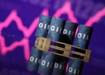 نوسان در بازار نفت / قیمت نفت در معاملات آسیا ثابت ماند
