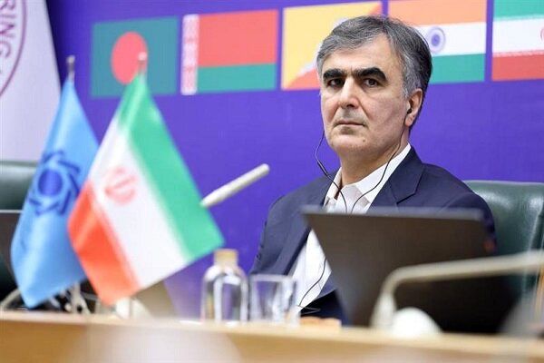 تأکید رئیس کل بانک مرکزی بر تعامل قانون‌محور با فین‌تک‌ها