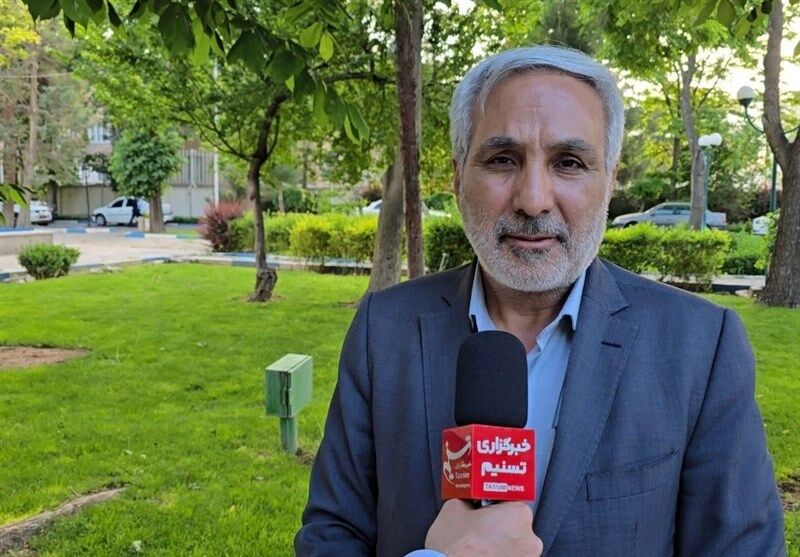 انتقاد از تغییر مکرر ساعت کاری ادارات/ جعفری آذر: دولت مشکل تامین پایدار انرژی را حل کند