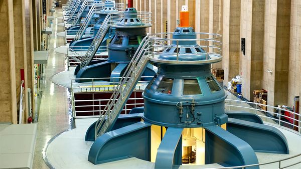 نیروگاههای برقابی رکورد شکستند یا از مدار خارج شدند