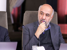 میدری: درآمد ۳۰ میلیونی با خانه در تهران یعنی نیاز به یارانه ندارید