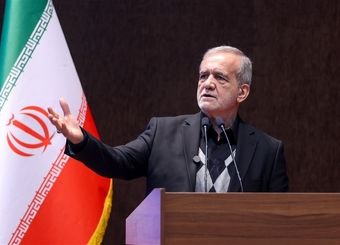 پزشکیان: مشکل معیشت مردم با اصلاح رفتار مسئولان قابل حل است