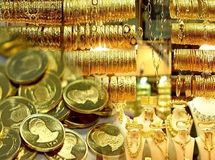 کاهش نرخ دلار و یورو؛ ثبات نسبی در بازار طلا
