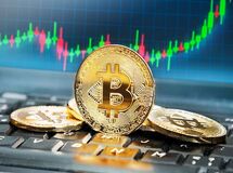 قیمت بیت کوین امروز شنبه ۱۷ آبان ماه ۱۴۰۴/بیت کوین وارد مسیر افزایشی شد
