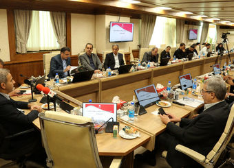 تأکید بر تحول دیجیتال ، حمایت از تولید و عبور از زیان انباشته