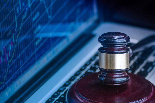 ۱۱۶۸ پرونده اوراق بهادار توقیف شد