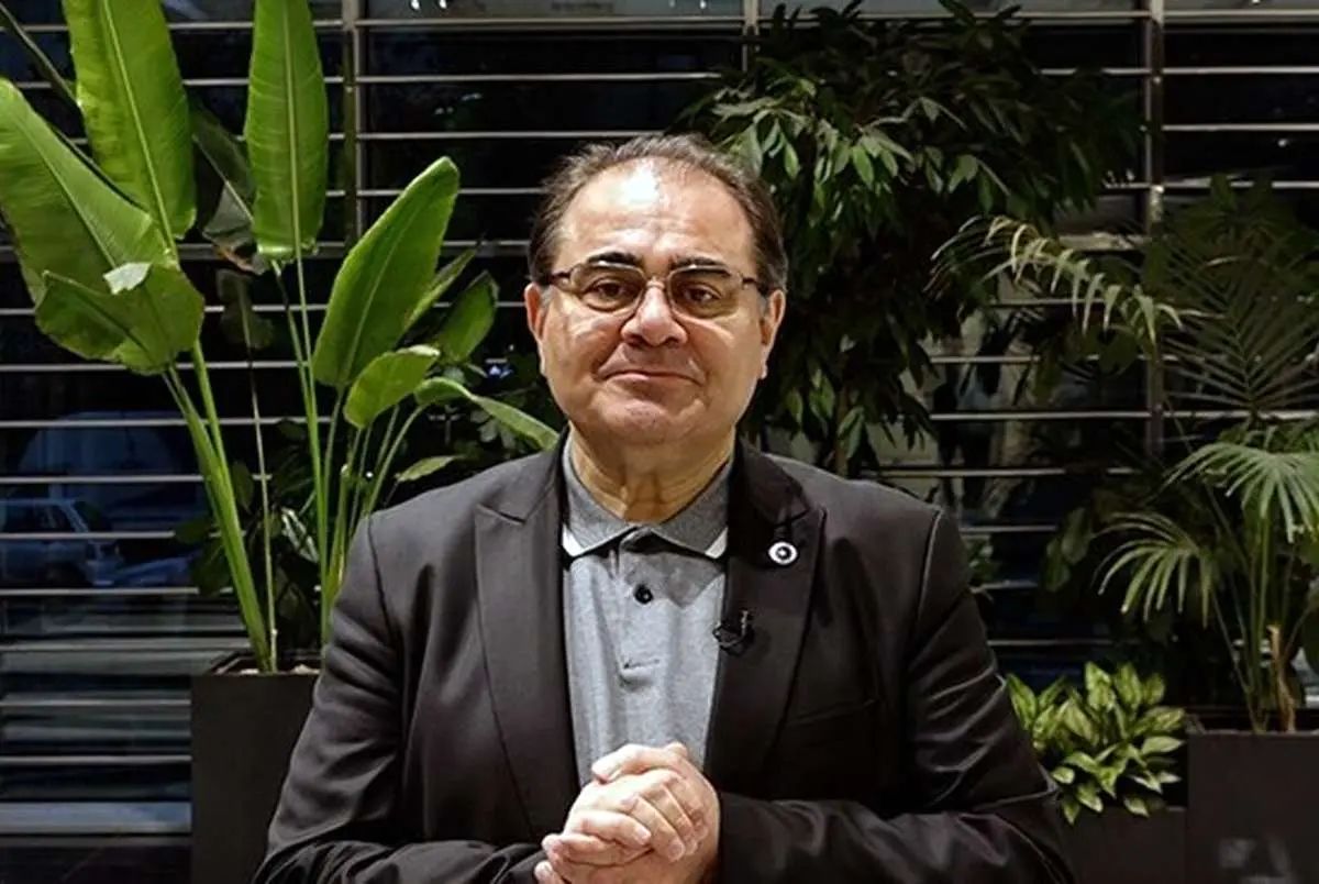 عضو اتاق ایران پیش‌بینی کرد: بنزین 1500 تومانی تا 6 ماه آینده حذف می‌شود/سه نرخی شدن قیمت بنزین قطعا منجر به فساد می‌شود

