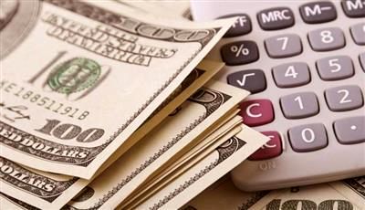 دلار در محاصره، طلا در بیاعتمادی