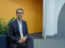 بنگاه‌ها در کف هرم مازلو گیر کرده‌اند