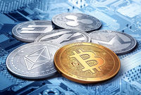 قیمت ارز‌های دیجیتال امروز چهارشنبه ۱۲ آذر ۱۴۰۴ / بیت کوین صعود کرد، اتریوم کاهش یافت
