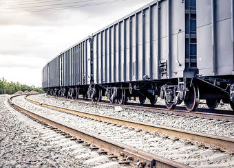 پروژه ریلی شیراز - بندرعباس توجیه اقتصادی ندارد
