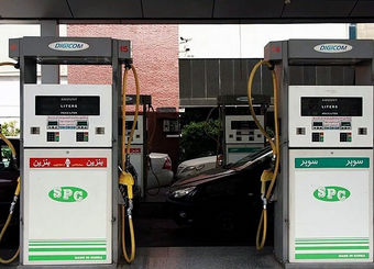 دولت بالاخره قیمت بنزین آزاد و سهمیه‌ای اعلام کرد
