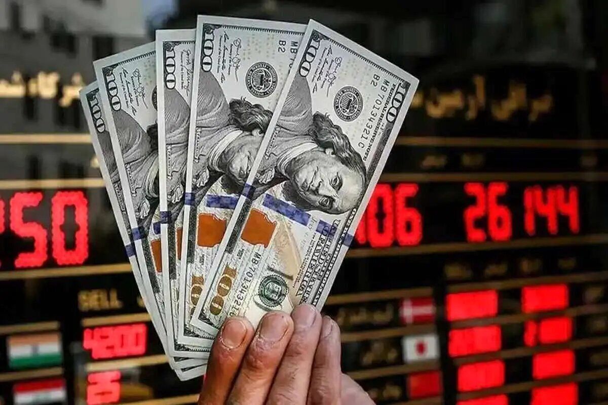قیمت دلار امروز پنجشنبه 4 تیر 1405