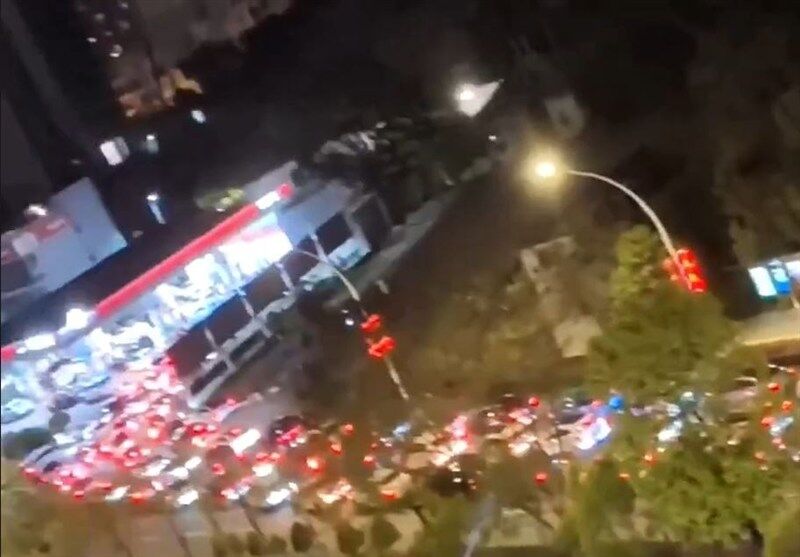 پمپ‌بنزین‌های چین هم شلوغ شد
