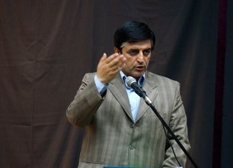 با این گرانی‌ها روی‌مان نمی‌شود شب یلدا را به مردم تبریک بگوییم