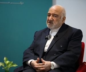 چینی‌ها به ما کمک می‌کردند تحریم دور بزنیم