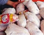عقب‌نشینی قیمت مرغ پس از نوسان شدید / بازار همچنان بی‌رمق است