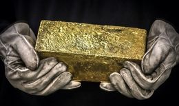 طلای جهانی به ۳۴۹۵ دلار رسید
