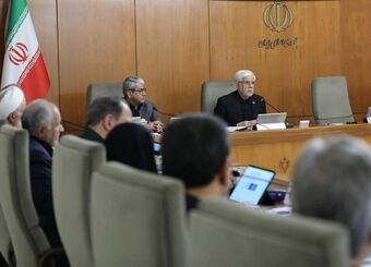 بسته حمایتی دولت برای کسب‌وکارها تصویب شد/ معافیت گمرکی برای کالاهای اساسی و دارو در راه است
