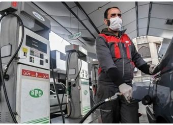 قیمت نجومی بنزین ایرانی/ فروش بنزین ۷۰ تا ۱۰۰ هزار تومانی به مردم
