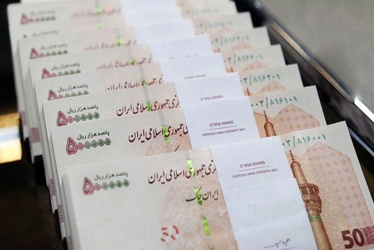 میزان افزایش حقوق کارکنان دولت در بودجه ۱۴۰۵ اعلام شد
