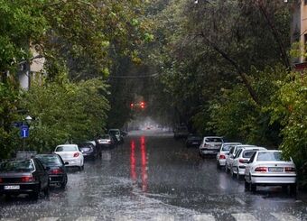 باران و برف در جاده‌های ۱۷ استان
