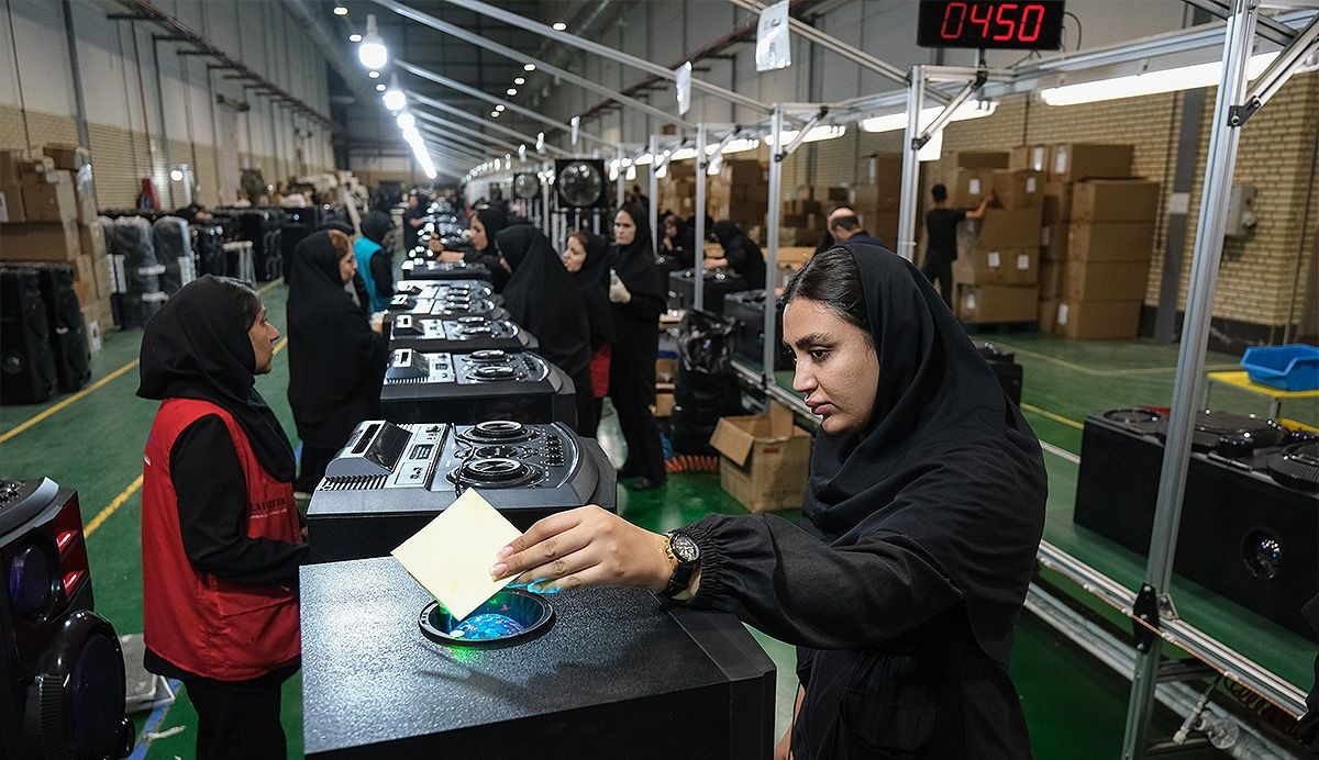 رشد غافلگیرکننده کالاهای سرمایه ای
