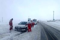 بارش برف و کولاک در جاده‌های 14 استان